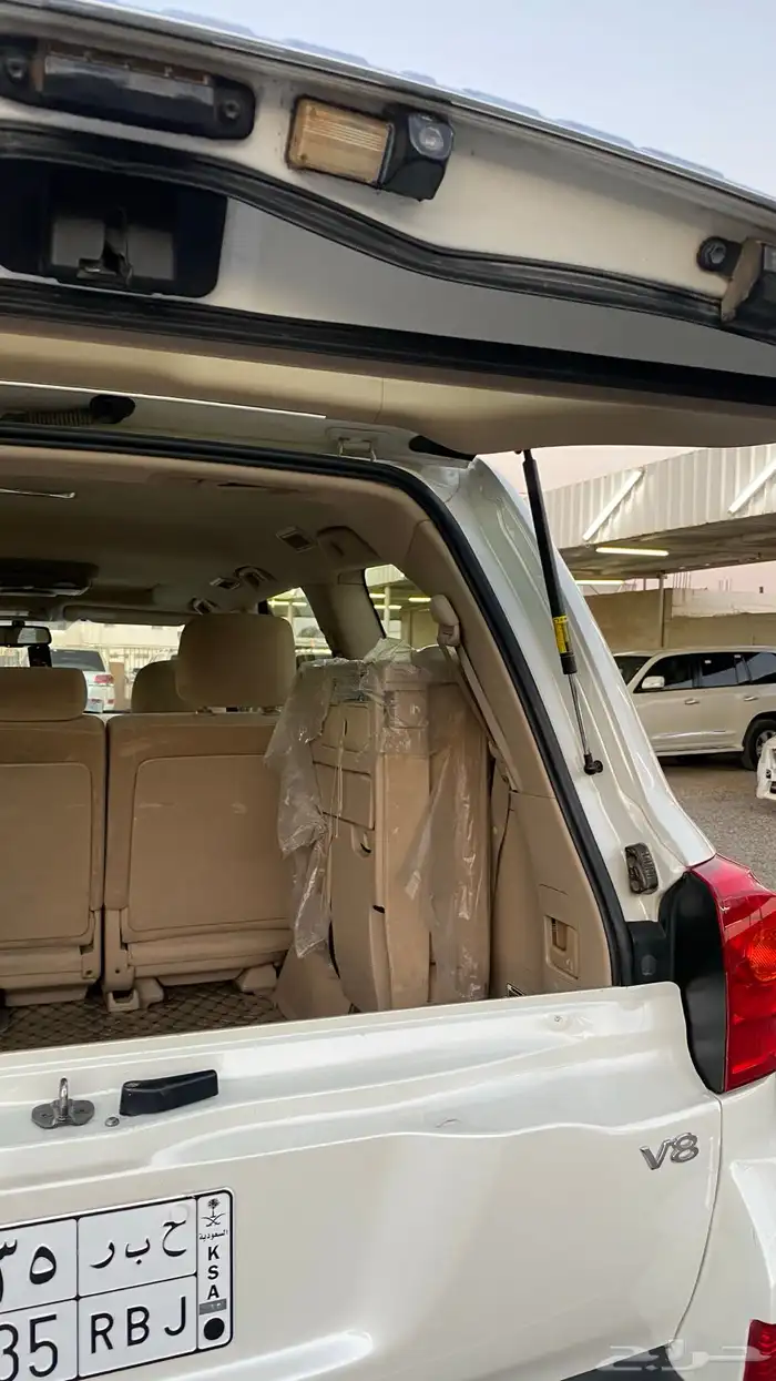 تويوتا لاندكروزر 2013 فل كامل (( تم البيع )) 16