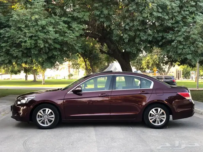 ((مباع)) هوندا اكورد مخزن 2010 مالك اول 4