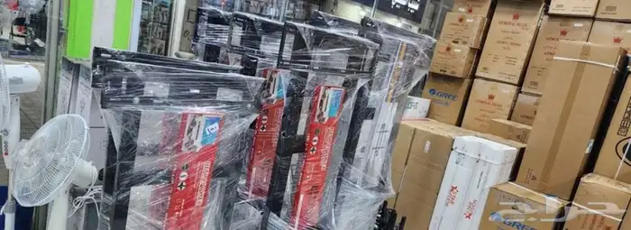 طاولات تلفزيون خشبي جديد استاند شاشه متنقله كفرات توصيل 5