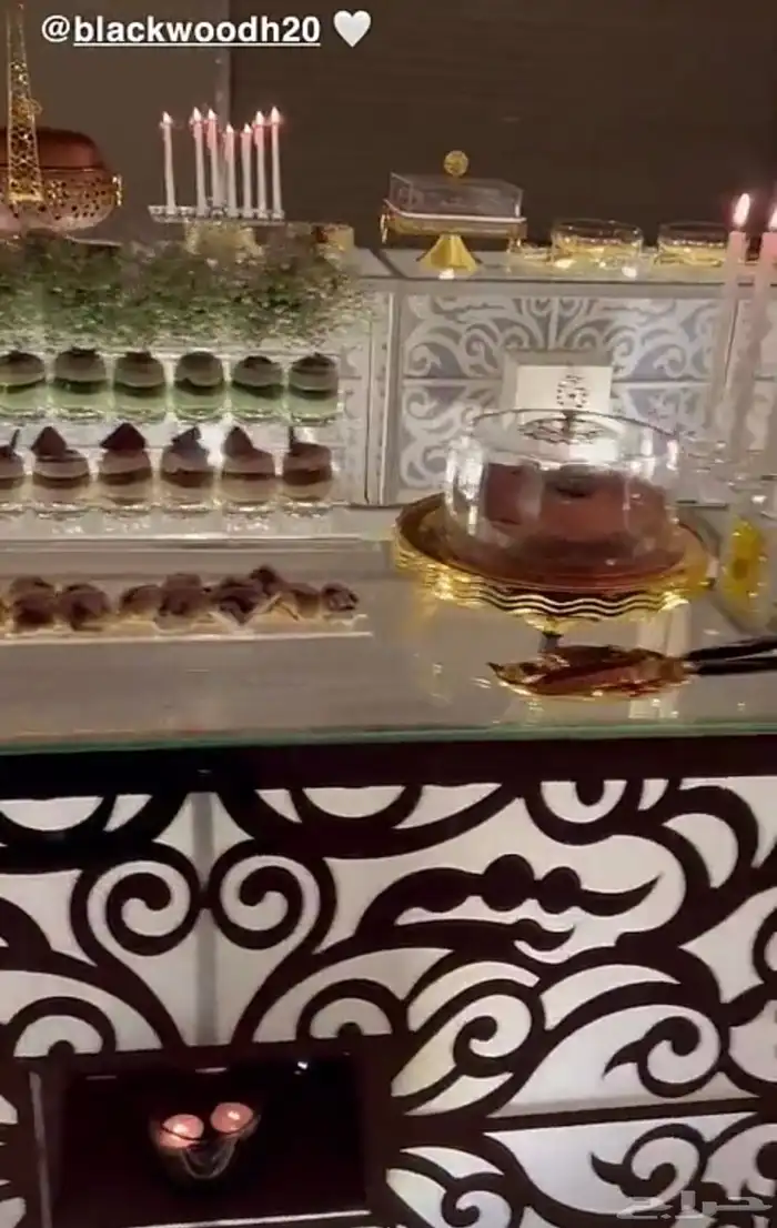تأجير طاولات طعام وكراسي والحافظات بكامل الاكسسوارات 7