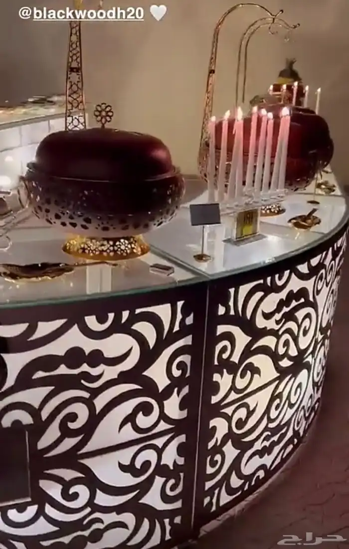 تأجير طاولات طعام وكراسي والحافظات بكامل الاكسسوارات 3