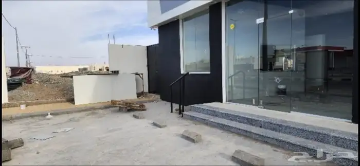 للبيع صالة تجارية معرض بحي الوسام بمحافظة عفيف 1