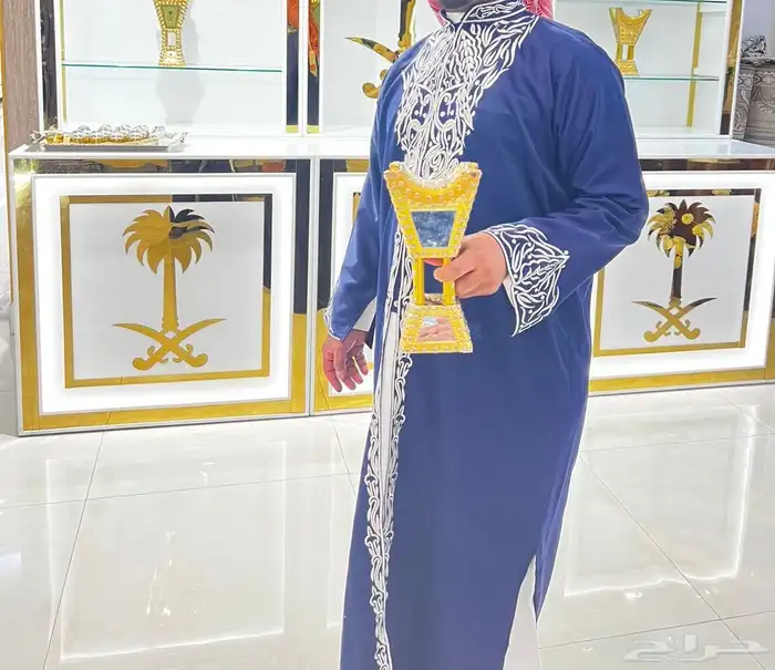 قهوجي وصبابين قهوة قهوه صباب صبابين صب قهوة قهوجين ضيافة 3