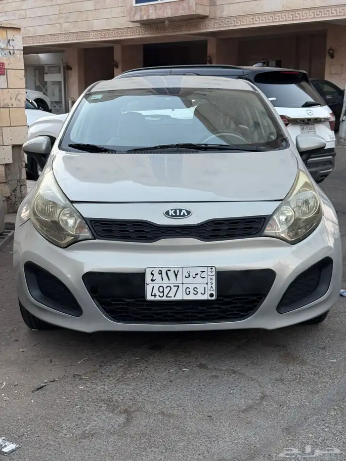 كياريو2015هاتش باك نظيفه جدا مجدد مفحوص 11