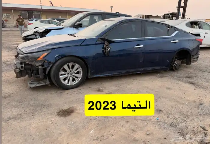 مزاد سيارات مصدوم مصدوم يوم السبت القادم 0