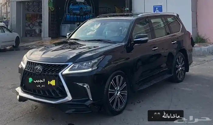 جيب لكزس اسود من داخل اف وايت شي فريد من نوعه للبيع 6