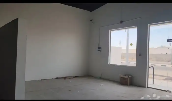 للبيع صالة تجارية معرض بحي الوسام بمحافظة عفيف 8
