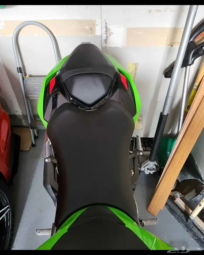 للبيع دباب كوزاكي zx10r موديل 2023 3