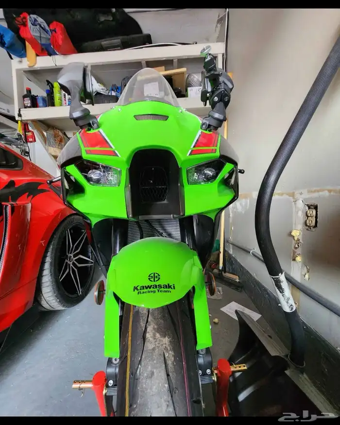 للبيع دباب كوزاكي zx10r موديل 2023 0