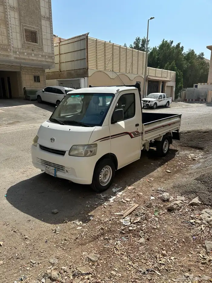 للايجار دباب ديهاتسو 2010 1