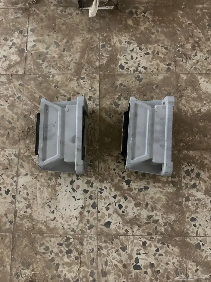 للبيع قطع بوز جديدة 9