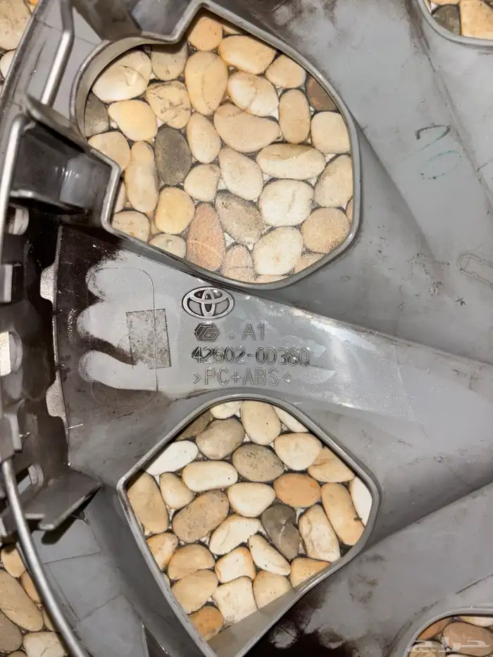 4 طيس يارس 2018-2022 اصلي وكاااله لا يوجد فيها اي كسرو 5