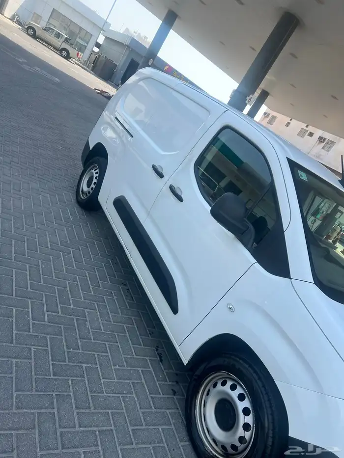 بيجو 2