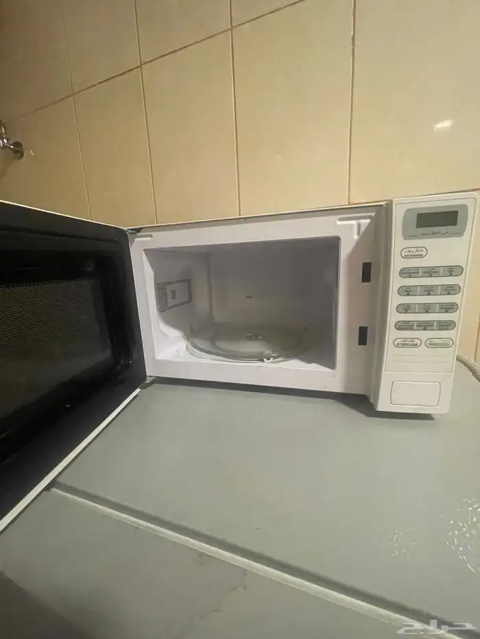 مايكرويف استعمال 5 شهور يعتبر زيرو 0