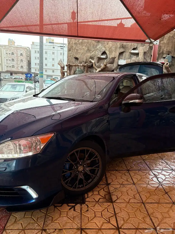 للبيع لكزس es350 ازرق نظيفه 15