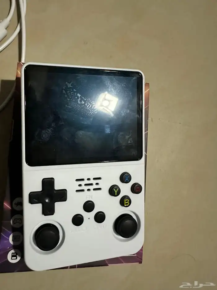 جهاز ألعاب محمول جديد 2
