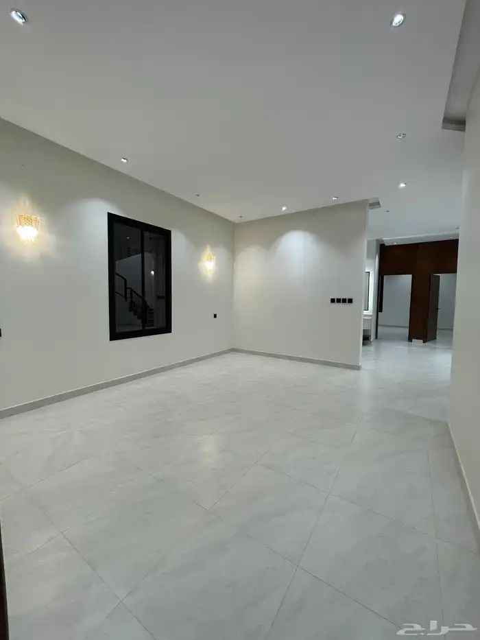 للبيع ارواف أرضي وعلوي بالمحاله ابها سعر يبدأ من 690 الف 11