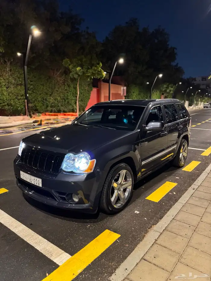 جيب قراند شيروكي 2010 SRT 8 3