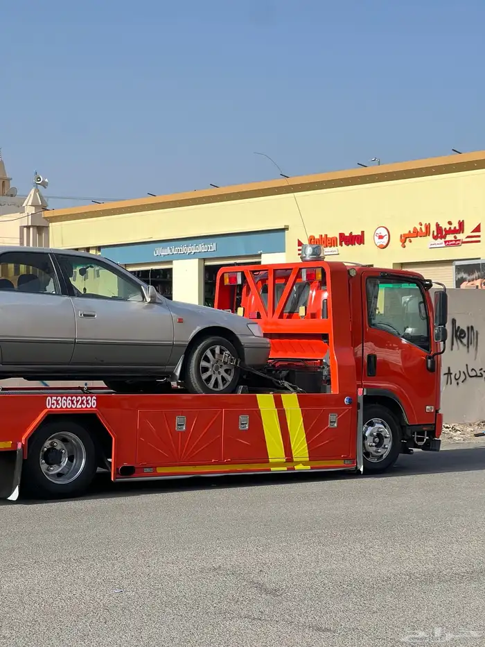 سطحه داخل ينبع وخارجها لنقل السيارات 0