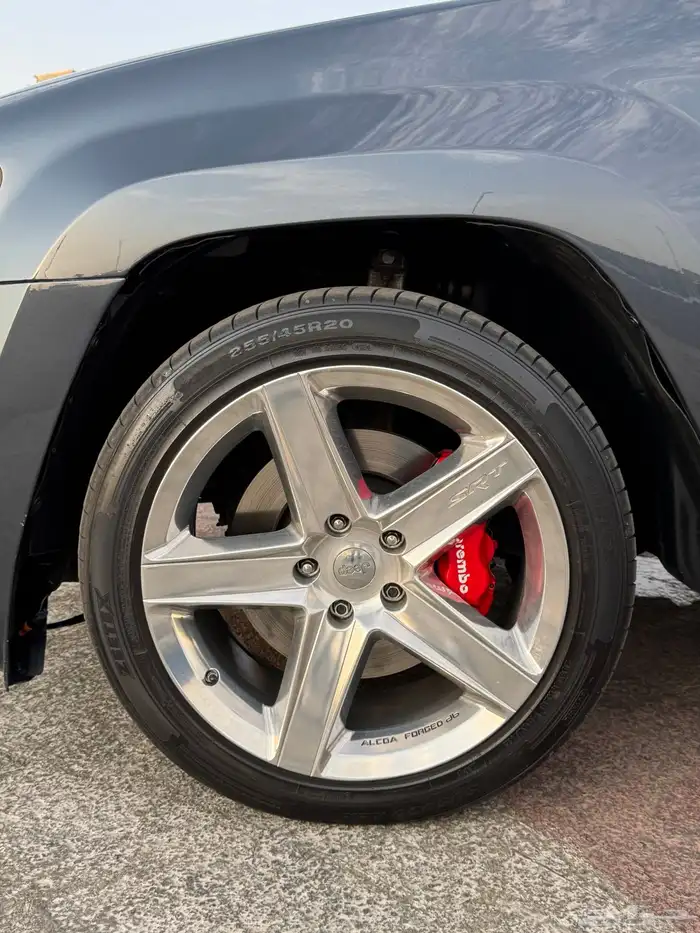 جيب قراند شيروكي 2010 SRT 8 32