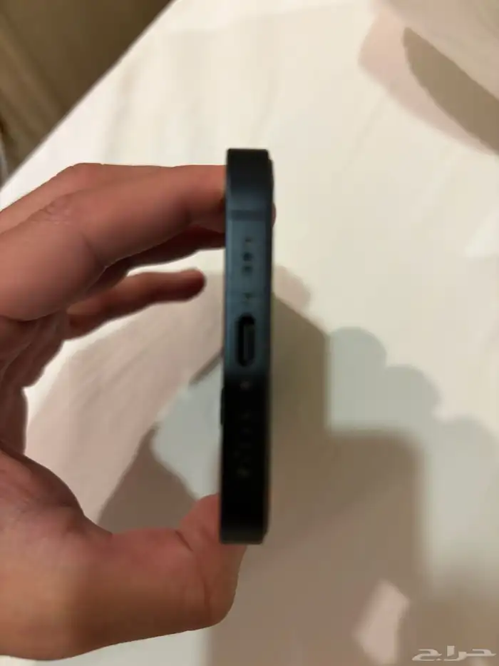 ايفون 16e 3