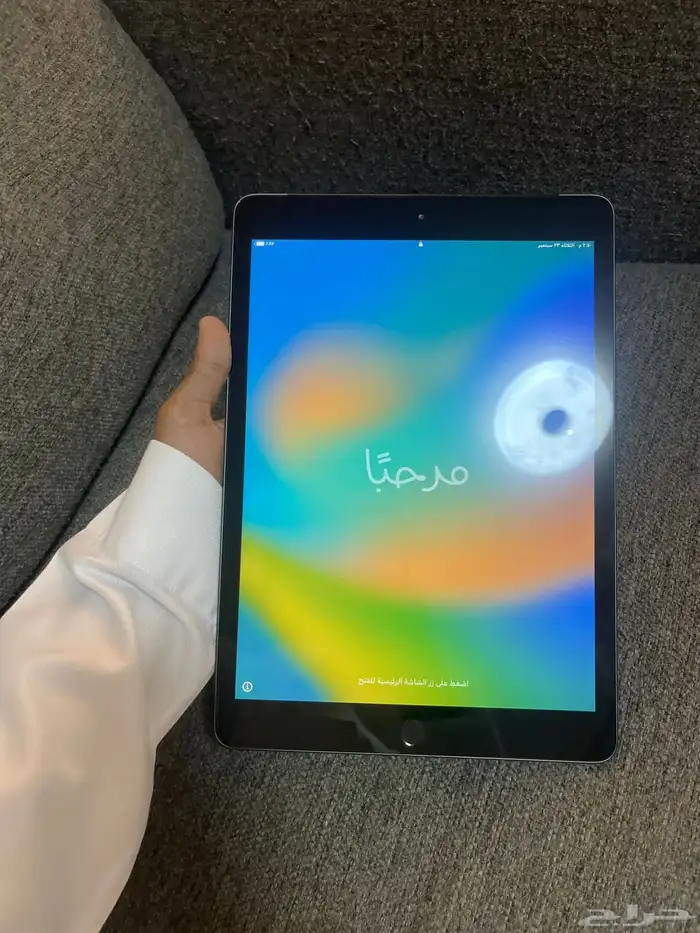 للبيع iPad الجيل الثامن في مدخل شريحة 0