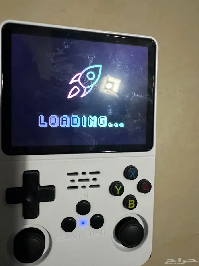 جهاز ألعاب محمول جديد 0