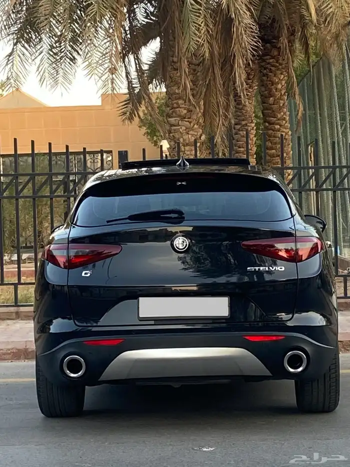 الفا روميو ستلفيو 2020 9