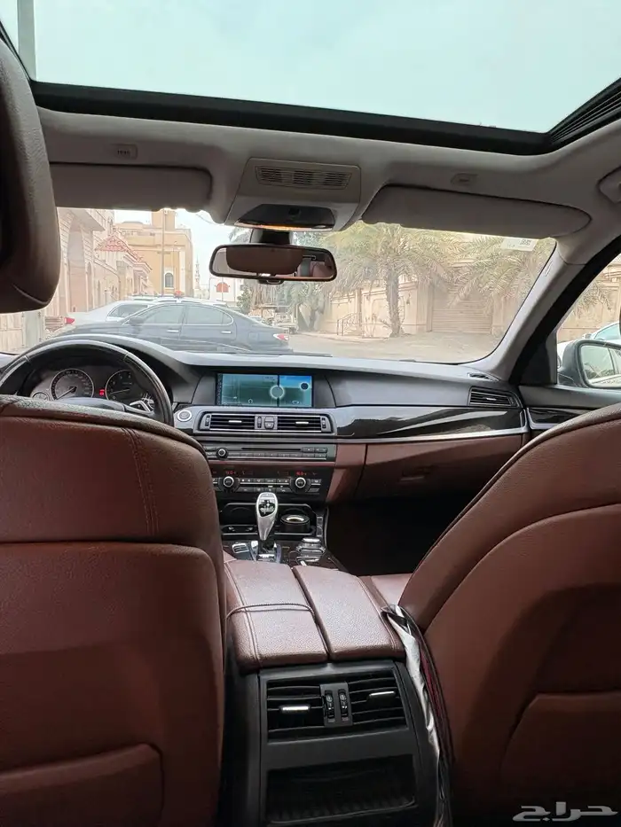 بي إم i523 موديل 2011 8