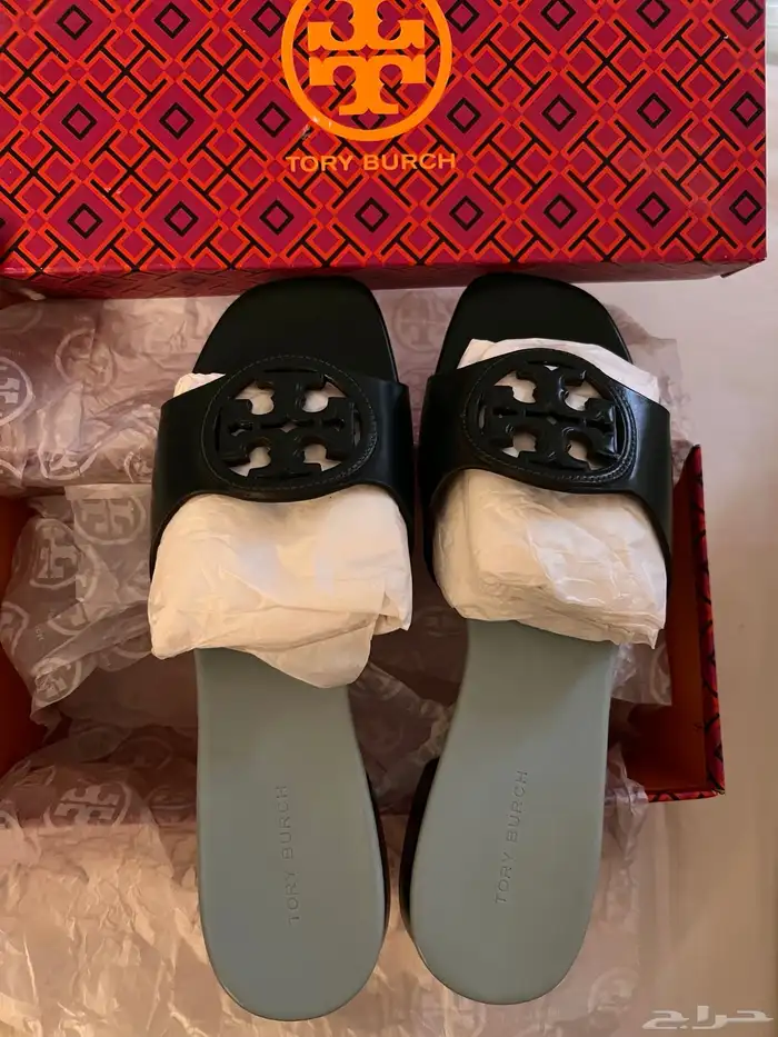 حذاء مميز   أخضر من توري بورش  TORYBURCH 0