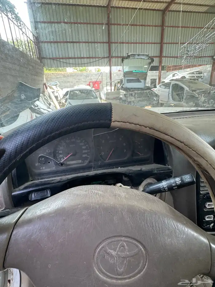 لاند صالون 2000 للبيع قطع فقط 5