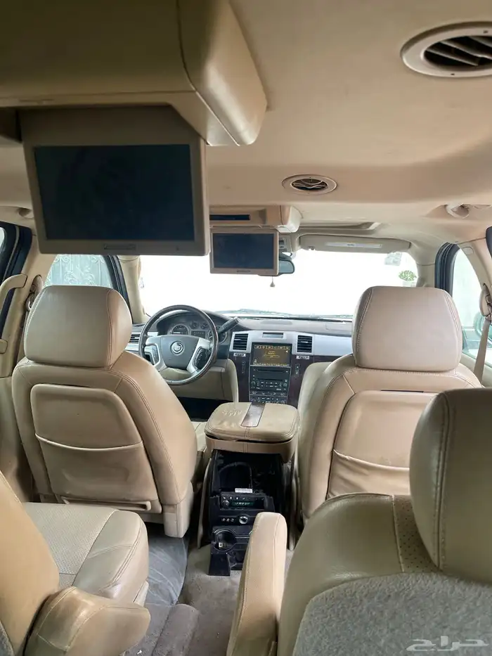 اسكاليد 2009 بريميوم 18