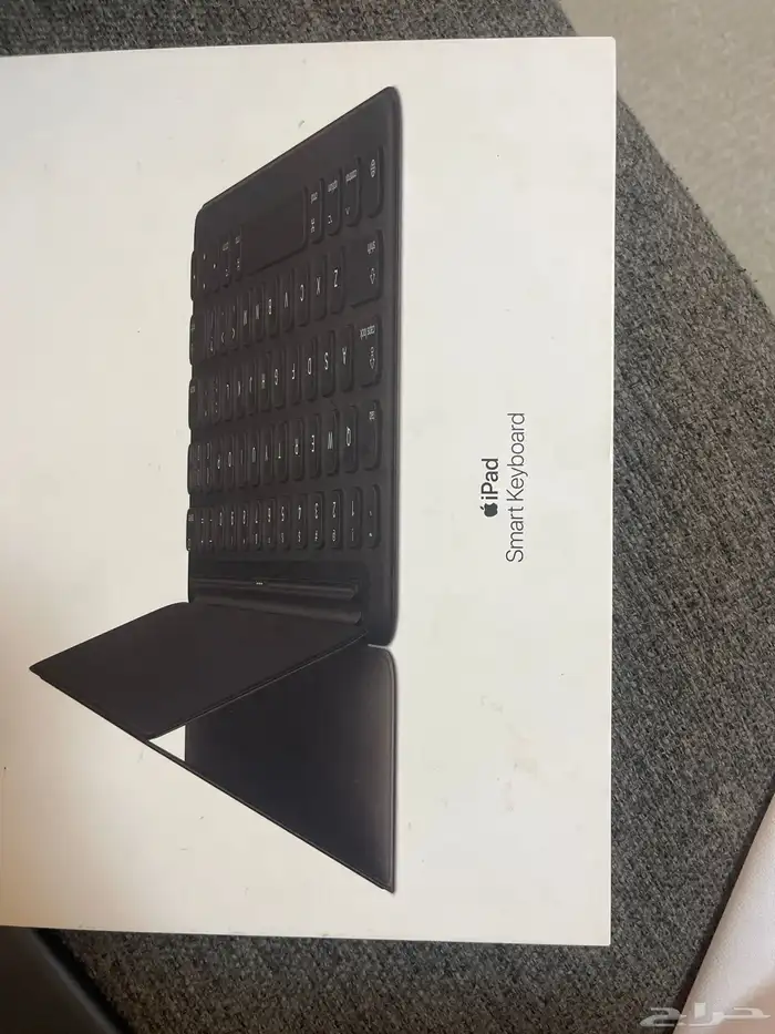 للبيع iPad الجيل الثامن في مدخل شريحة 2