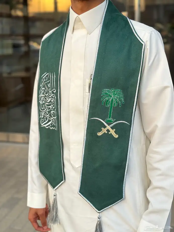 وشاحات شالات هدايا اليوم الوطني تطريز طباعة تصنيع خاص بنا 3