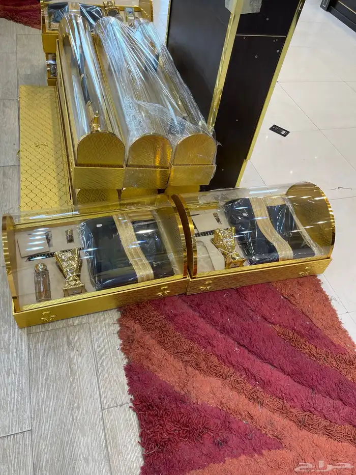 هدايا رجالية بشت سيف درع تخرج ترقية تقاعد زواج 30