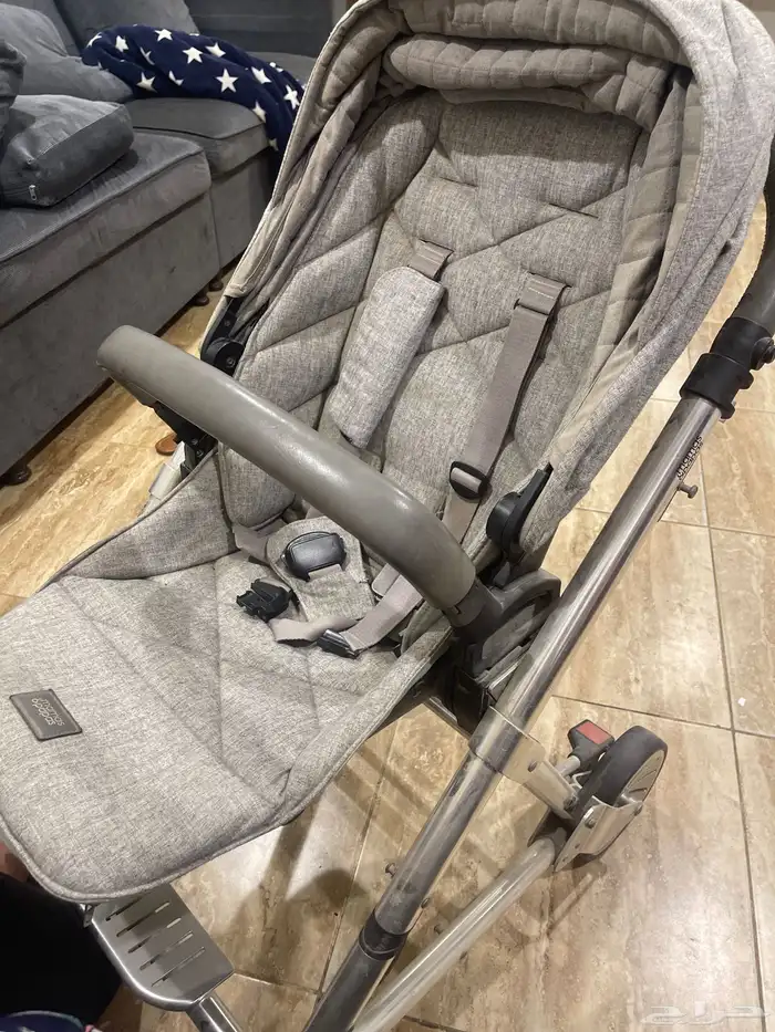 عربيه اطفال و تنفك تنحط ب السياره 0