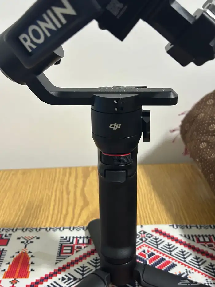 DJI Ronin R3 Mini 1
