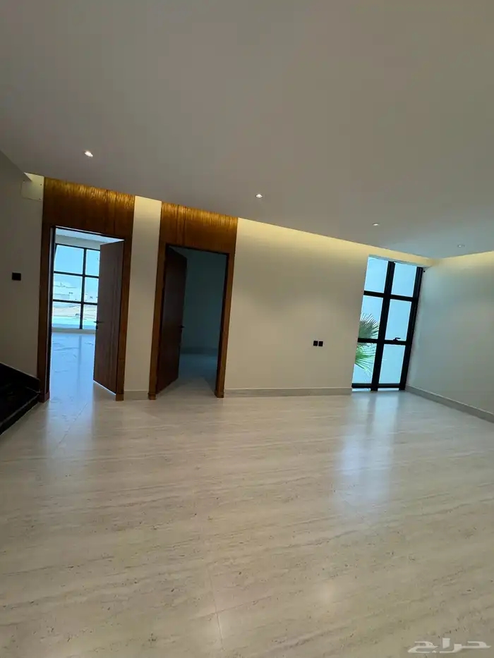 فيلا للبيع حي الملك فهد 3