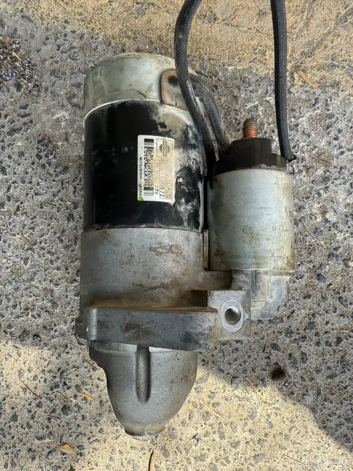 قطع نيسان بلاتينيوم المكينه الكبيره 2