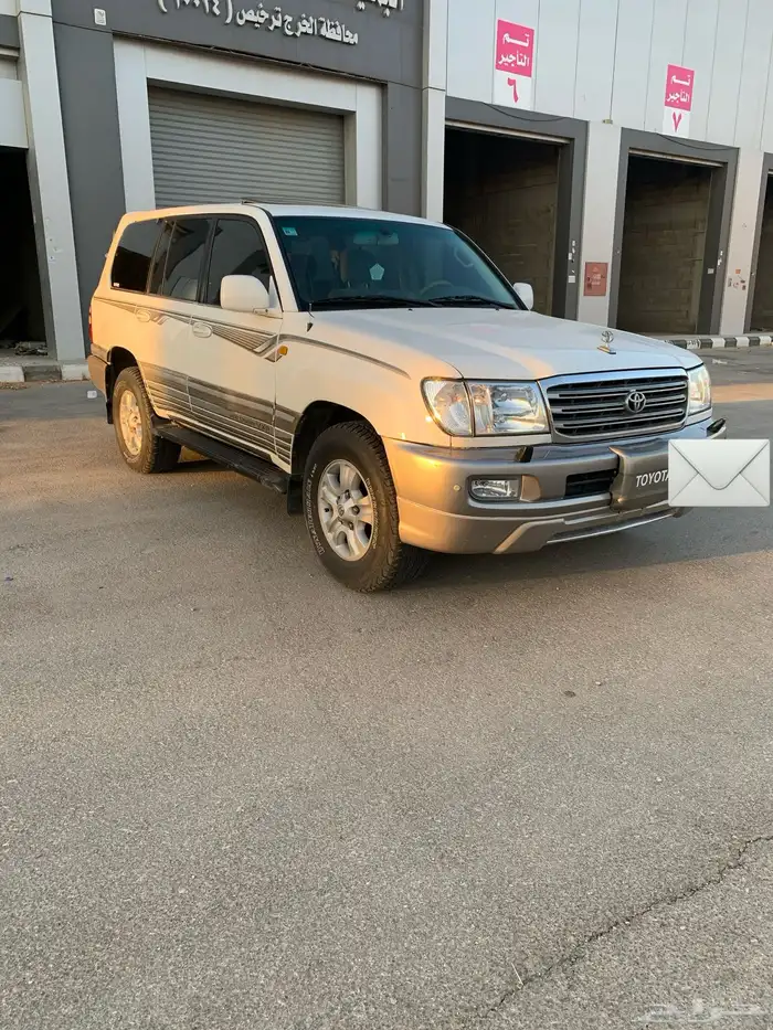 لاندكروزر vxr 2004 2