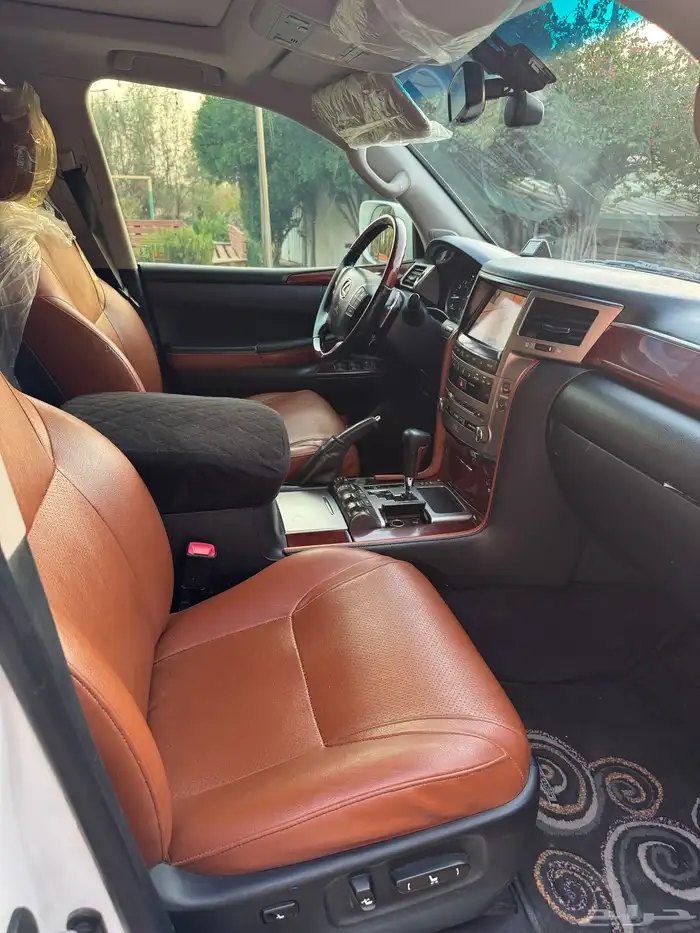 جيب لكسز 570 LX DD 2012 فل كامل ممشى 364 ألف 13
