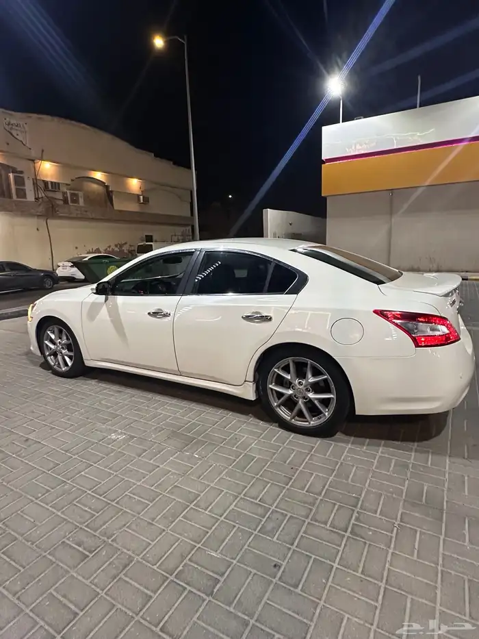 نيسان مكسيما 2010 3