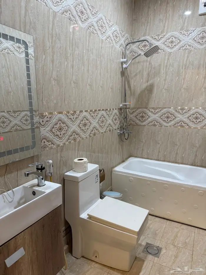 شقه للإيجار الرحيلي 1