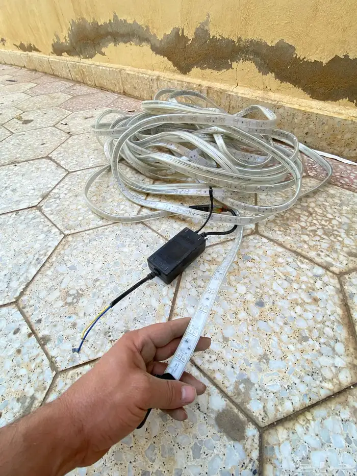 عقد كهربائي 2
