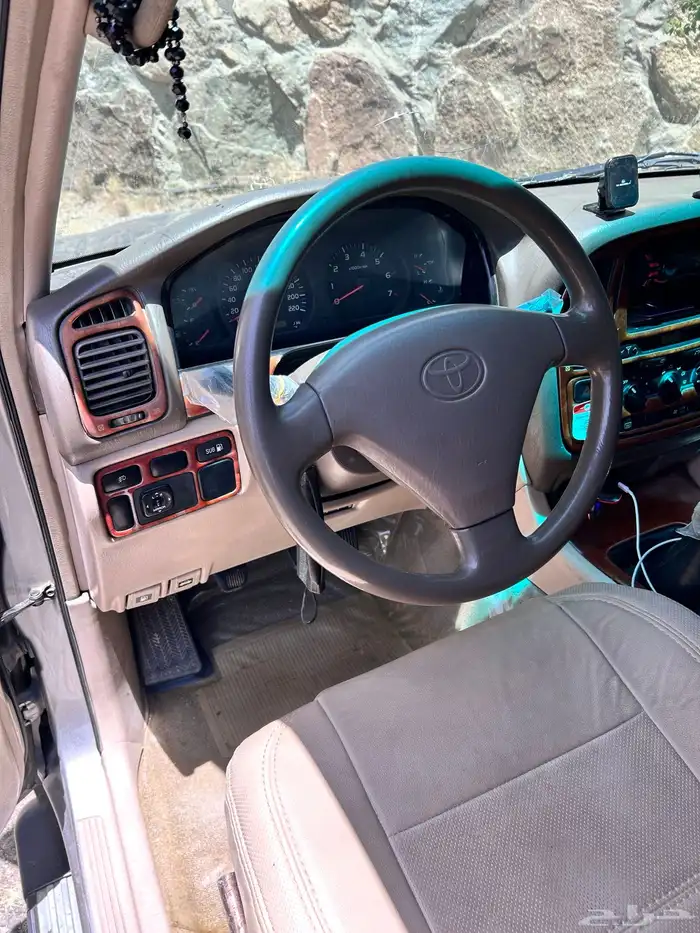 لاندكروزر GXR-1 سعودي 2002 38