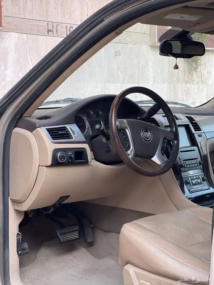 اسكاليد 2009 بريميوم 8