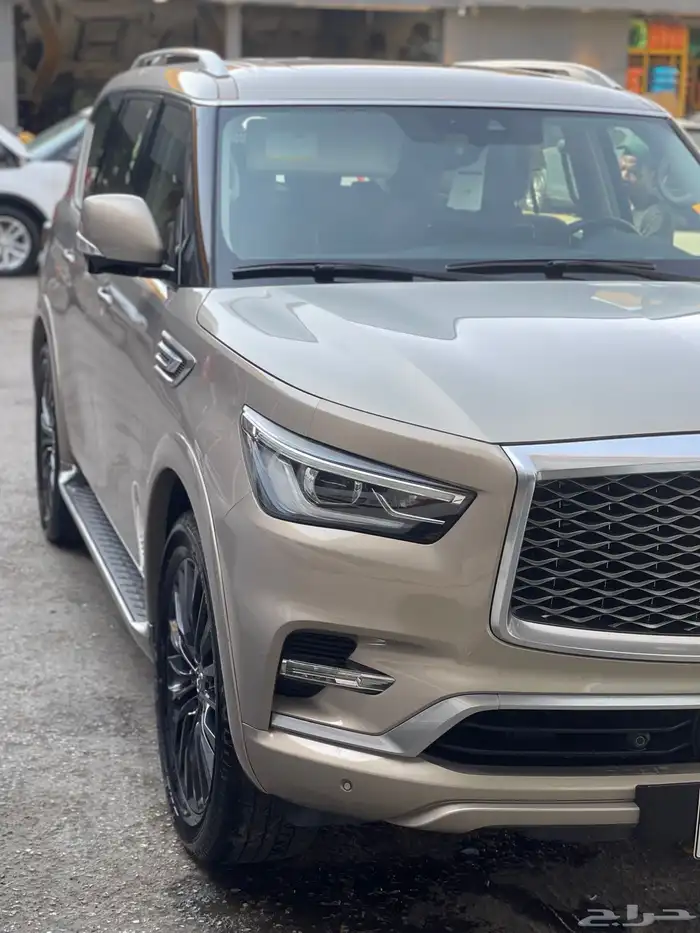 انفينتي QX80 2022 0