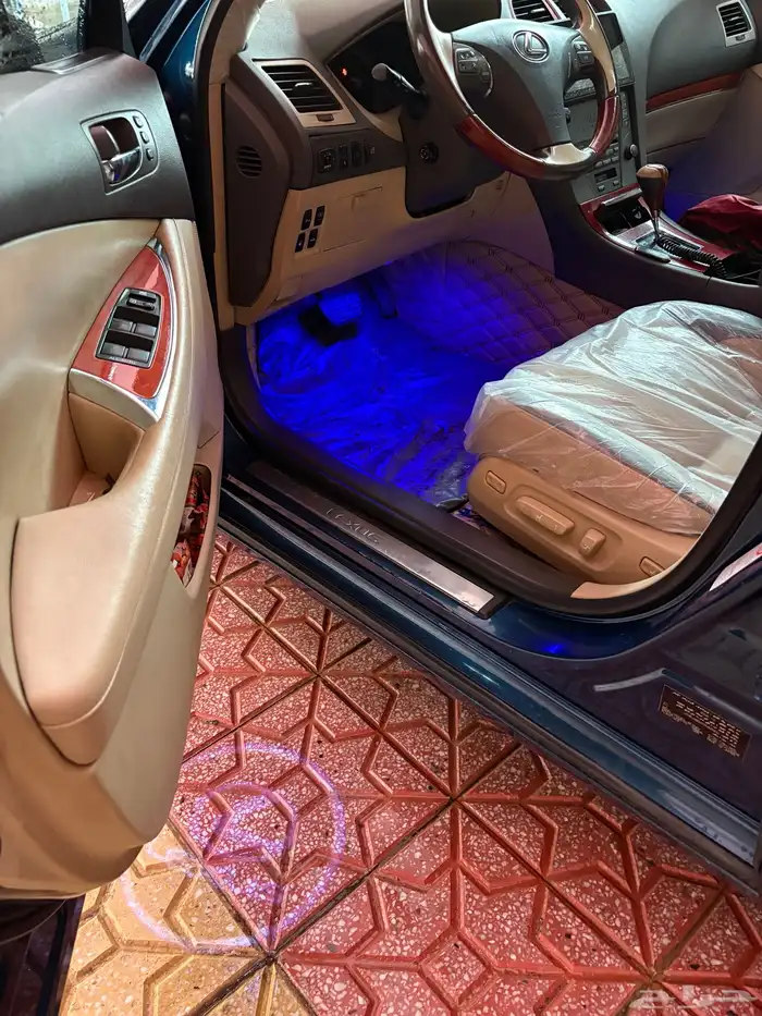 للبيع لكزس es350 ازرق نظيفه 23