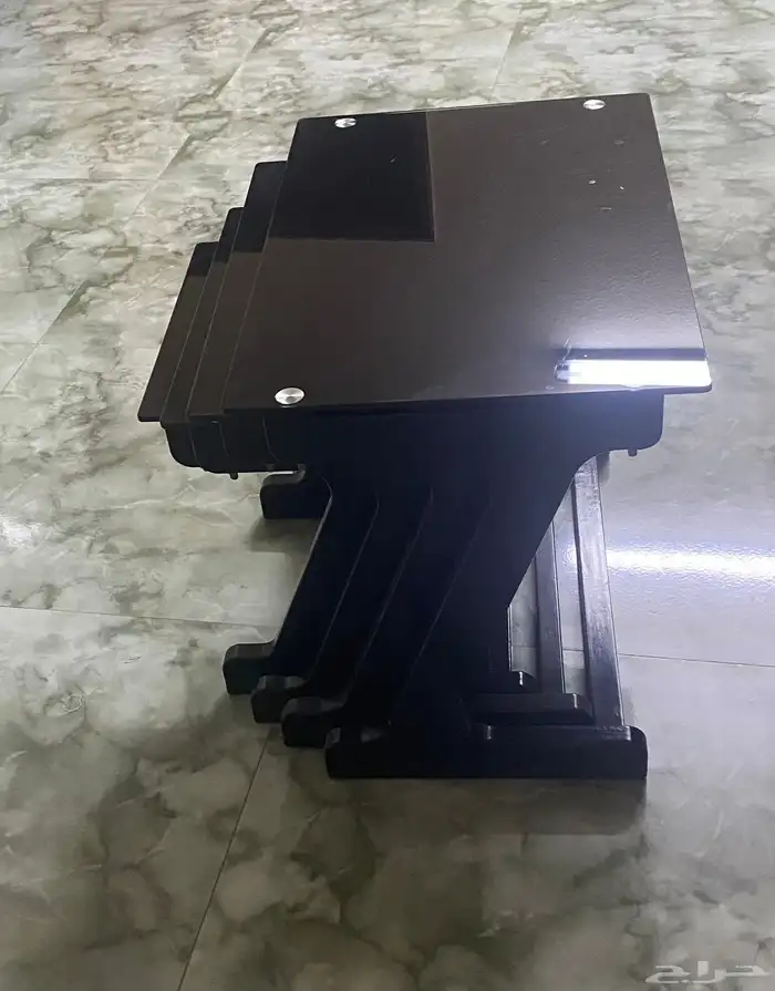 طاولات تقديم 4