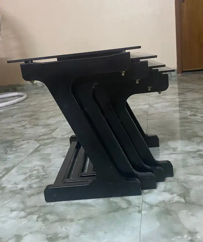 طاولات تقديم 0
